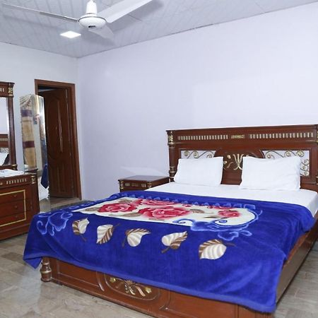 Karachi Motel Luaran gambar