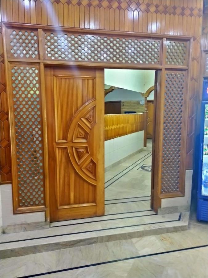 Karachi Motel Luaran gambar